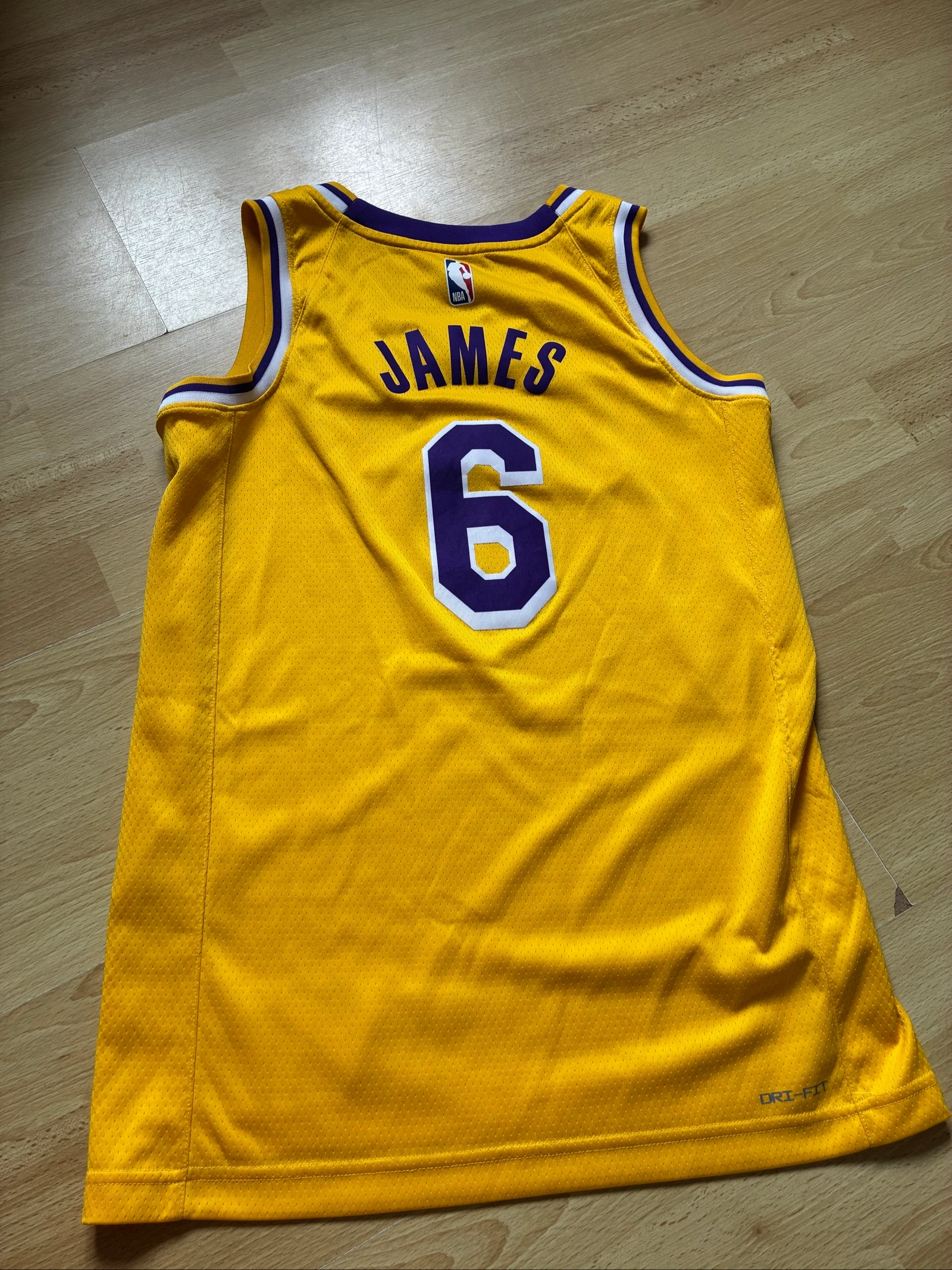 Camisola de basquete Lakers Lebron James n6 P temporada 23/24 – photo 2